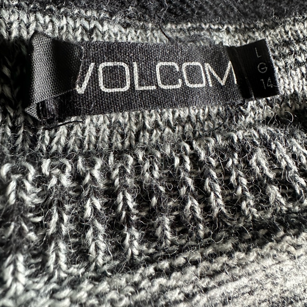 Volcom Black and Gray Knit Sweater